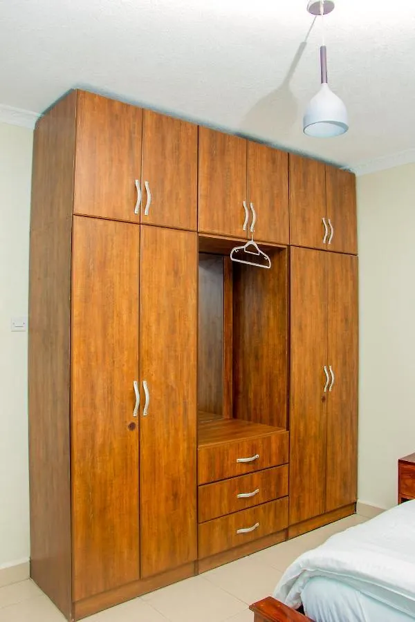 Brb Homes-1Br In Bukoto With Fast Wi- Fi And Work-Friendly Kampala 0*,  Uganda